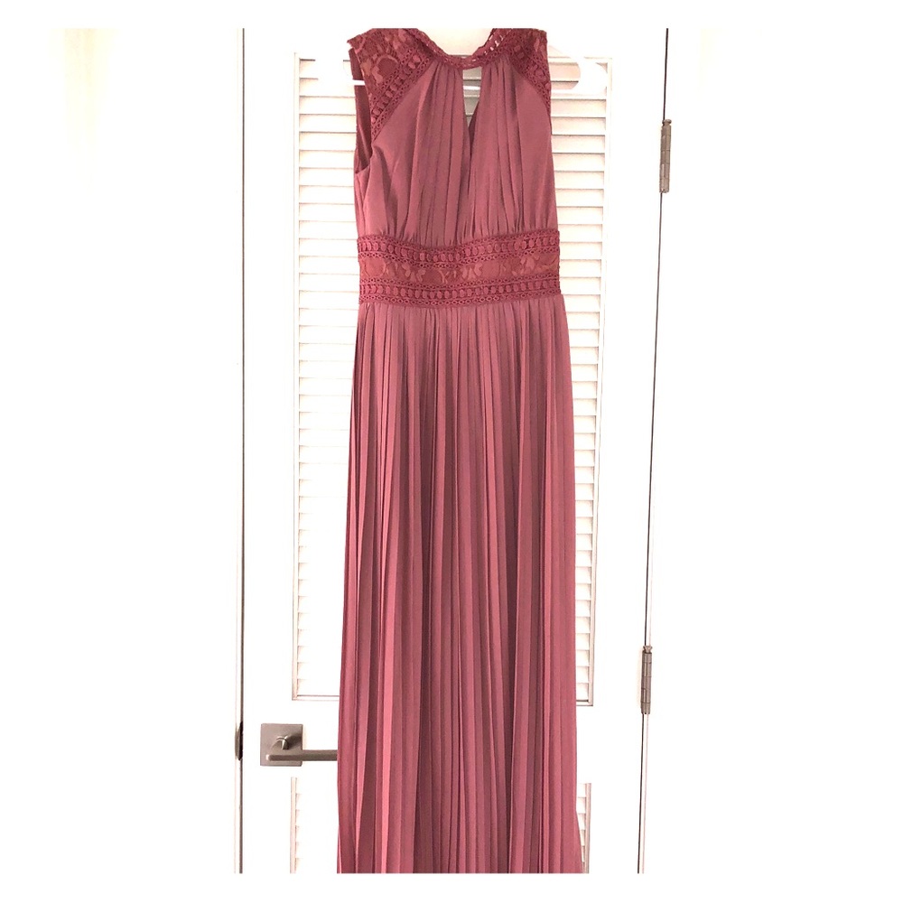 Wedding guest or prom dress!